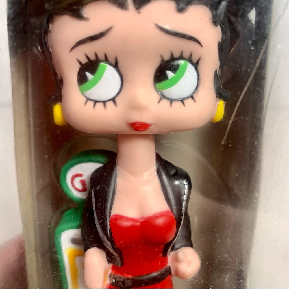 Funko Betty “Biker” Boop Wacky Wobbler. collectible Betty Boop bobble head - Picture 13 of 15